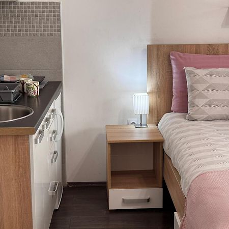 Post Apartmani A-1 Novi Sad Eksteriør billede